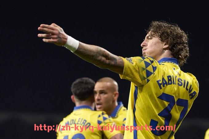 ky开云-2024年NBA球队薪资结构变动趋势及背后管理策略